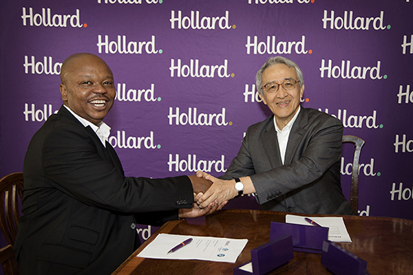 Saks Ntombela, Hollard Group CEO and Tsuyoshi Nagano, President and Group CEO of the Tokio Marine Group shaking hands at Hollard’s Arcadia Campus in Parktown, Johannesburg.