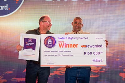 2024 Highway Heroes winners Daniel Jansen and Tholo Levy Manamela during Hollard award presentation